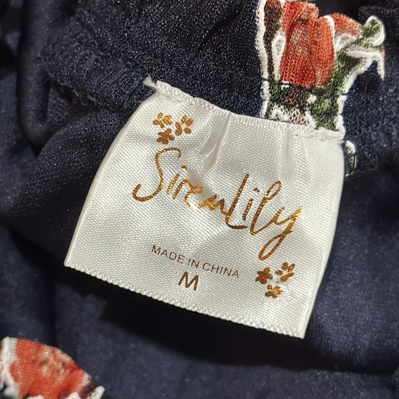 NWT Blue floral short sleeve knee length on/off shoulder dress Sz M - Picture 11 of 14